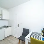 Magnolia Apartments, Apartment *