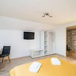 Magnolia Apartments, Apartment *