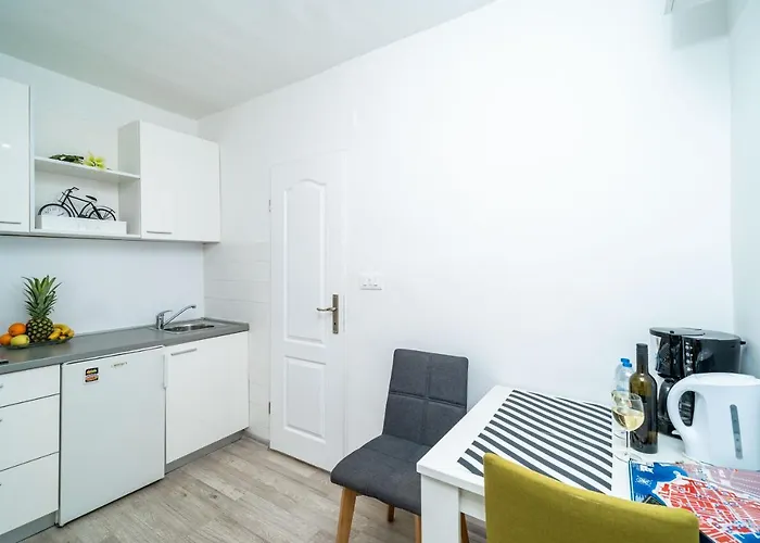 Magnolia Apartments, Appartement *